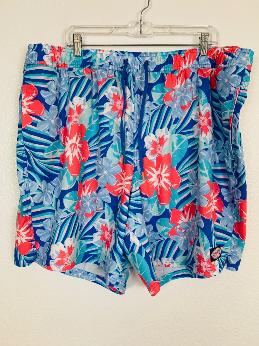 Vineyard Vines Mens Swim Trunks Size 2XT Blue Floral Tropical Hawaiian Lined
